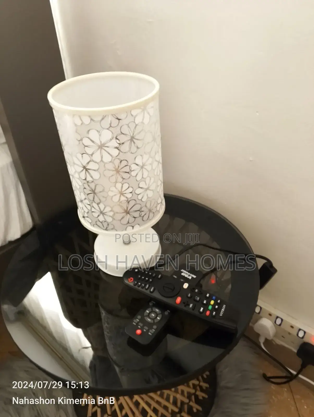 Grey Luxe Studio Airbnb in Roysambu TRM Drive