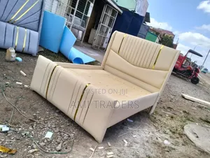 Bed - Chester Leather 4*6
