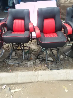 Simple Stand Kinyozi Seats