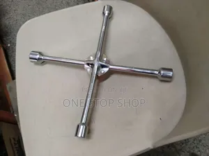 17/19/21/23 Cross Spanner With Centre Reinforcement