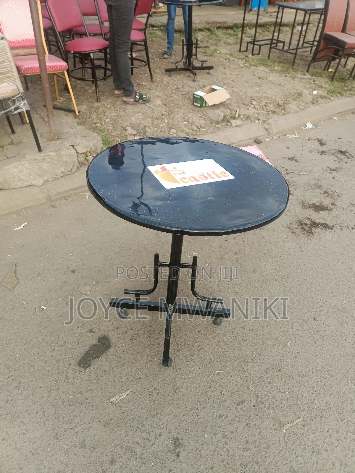 Round Marble Restaurant Table, Black With Branding 