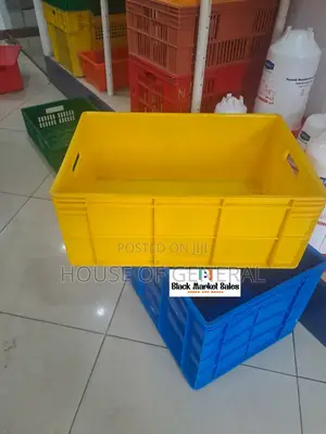 Kenpoly Plastic Chair Full Closed