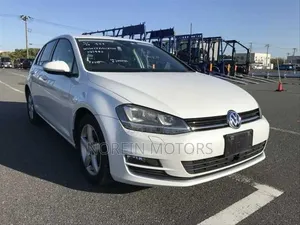 Volkswagen Golf 2017 White