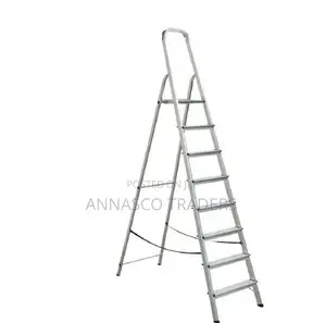 Strong 8 STEPS LADDER