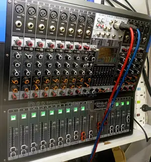 PMX Sound Craft 8channel Powered Mixer