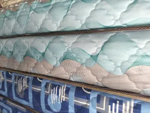Mazuri? 5 X 6, 8 Inch High Density Quilted Mattresses