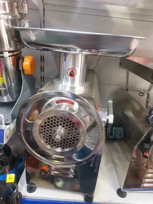 Heavy-Duty Commercial Meat Mincer 320kg/Hr