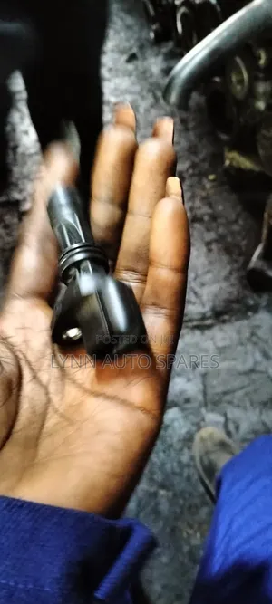 Nissan Caravan YD25 Crankshaft Sensor