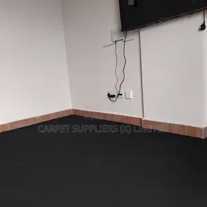 Black Wall to Wall2