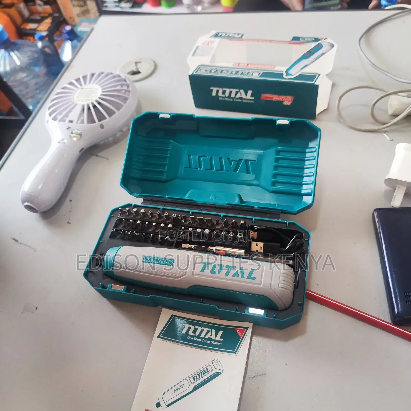 Total 42pcs Cordless Screwdriver 4V Variable Speed + Bits