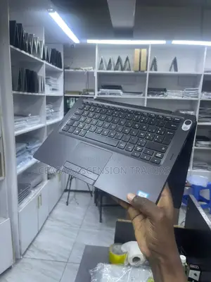 Laptop Dell Latitude 5300 16GB Intel Core I5 SSD 256GB