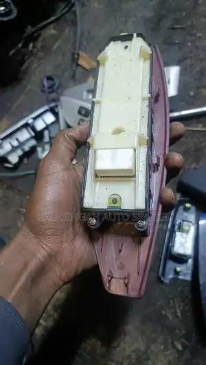 Main Switch Allion/ Premio 260