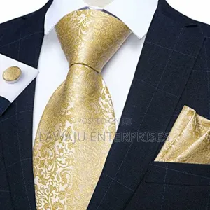 Golden Men's Tie With Pocket Square