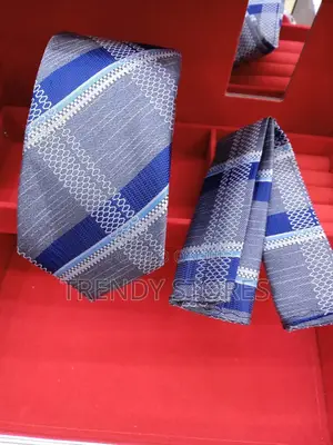Blue-Grey Men's Tie With Pocket Square