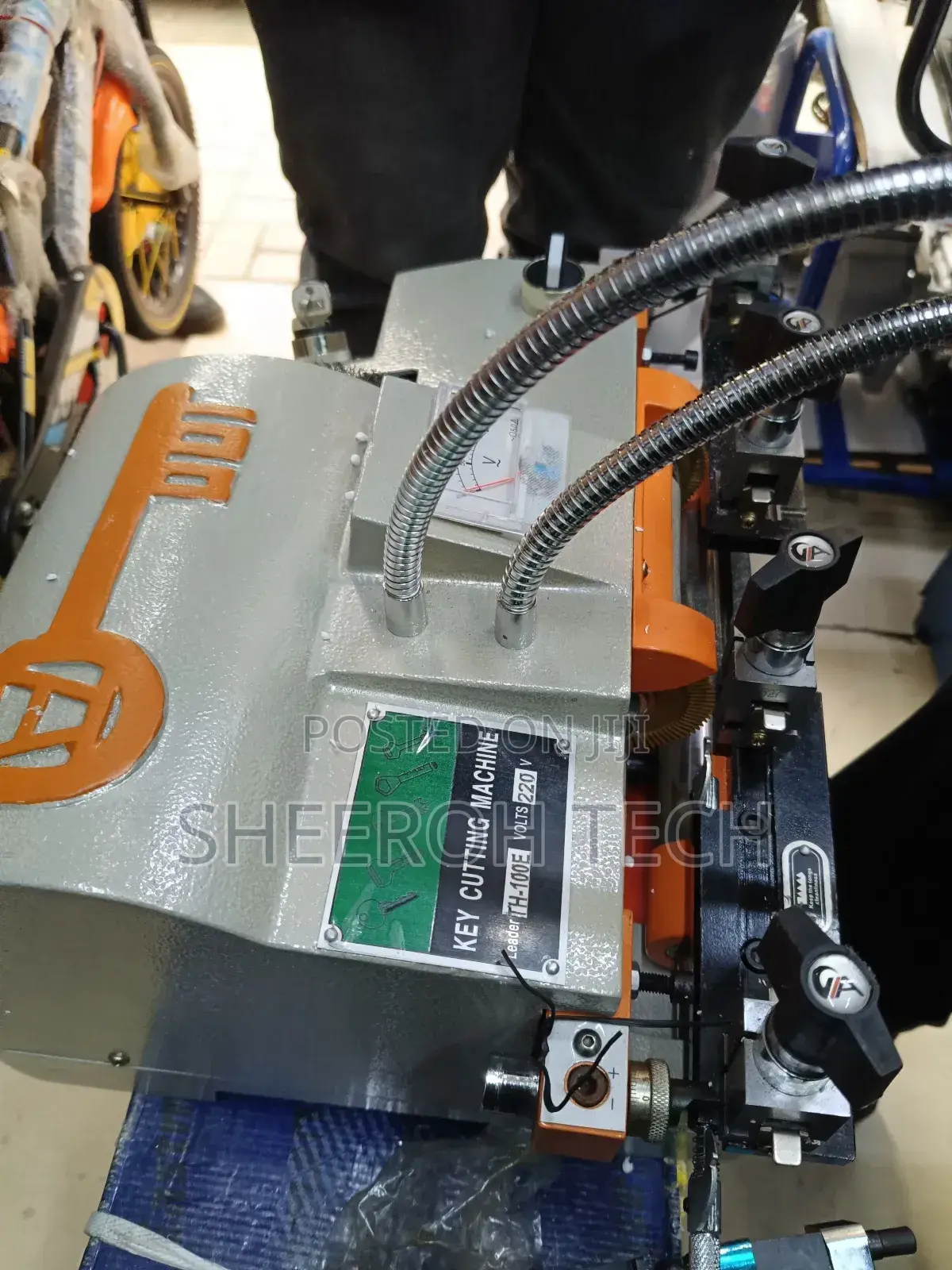 Electric Key Cutting Machine