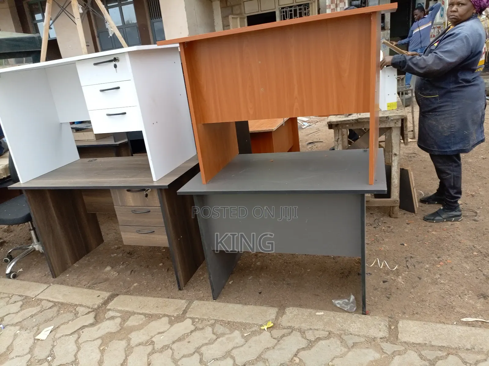 Office Desk 0.9mtr Desk