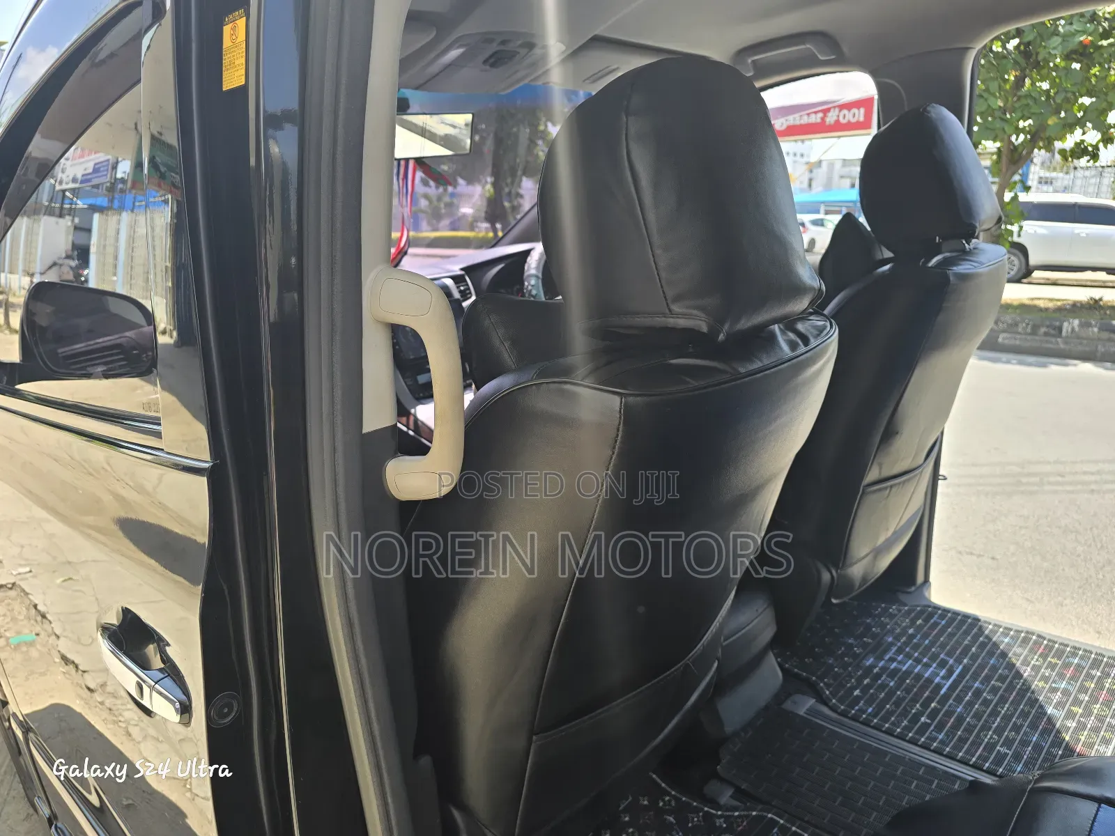 Toyota Alphard 2013 Black