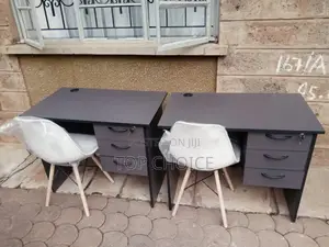 Table and Chairs Table and Chair