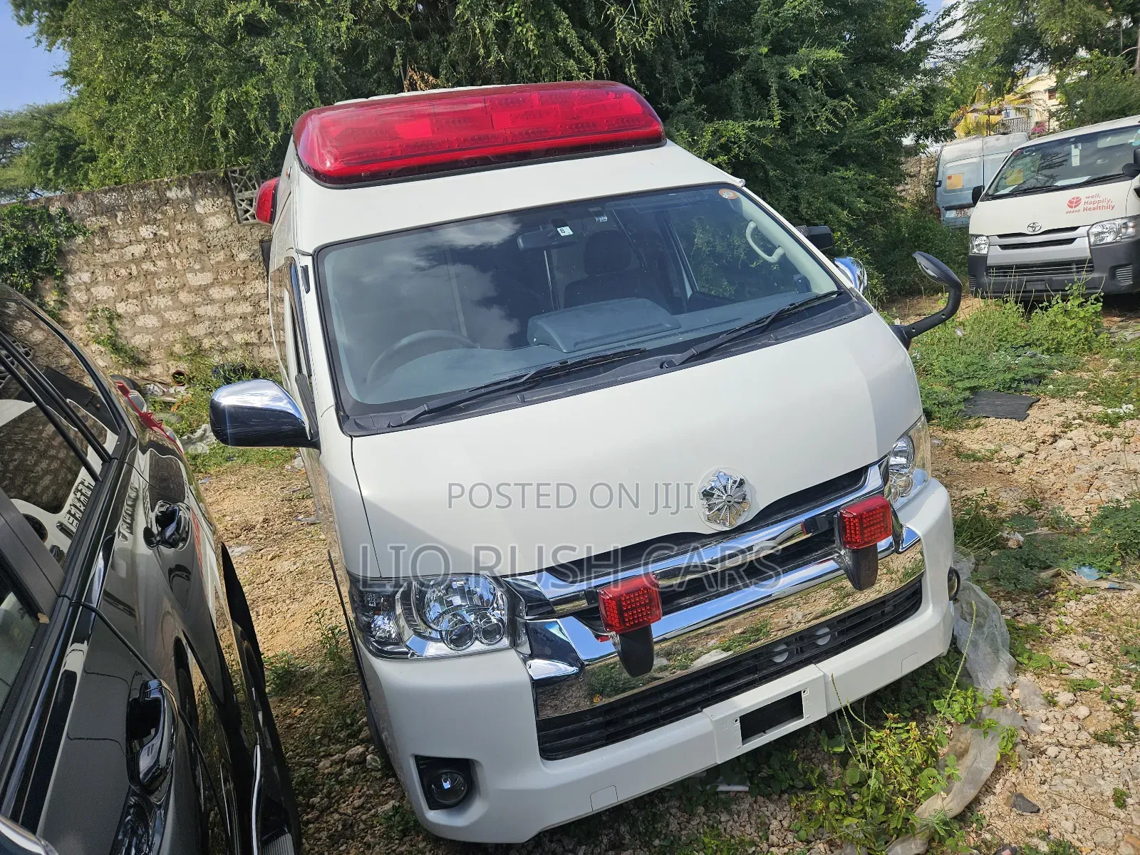 Toyota HiAce 2018 White