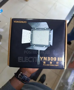 Yongnuo YN300 III Pro Video Light New Sealed in a Shop