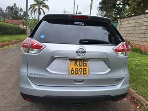 Nissan X-Trail 2.0 Petrol AWD 2015 Silver