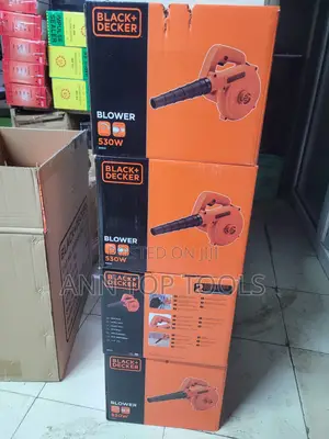 530 Watts Black and Decker Blower