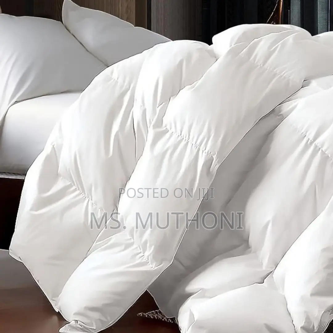 *Extra King Size White Unbinded Duvet Set*
