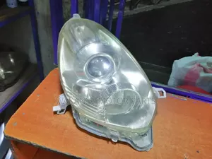 Toyota Passo 2010/2013 Headlamp Non Xenon With Focus