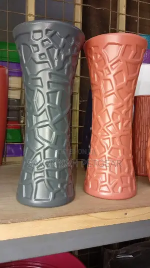 Elegant Plastic Nordic Style Imitation Ceramic Vase