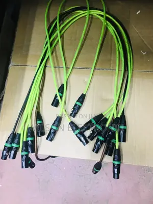 High Quality Signal Cable. 1M