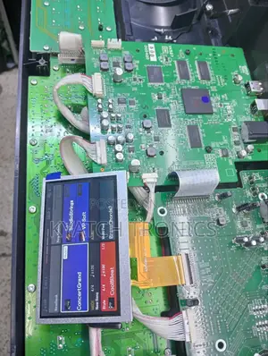 PSR Sx 600 LCD Screen