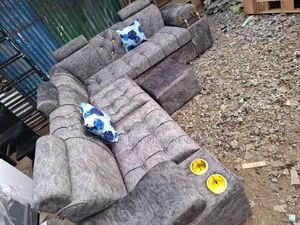 6 Seater Back Permanent With Cup Holder