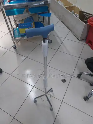 Patients or Aged People Walking Stick 3legged