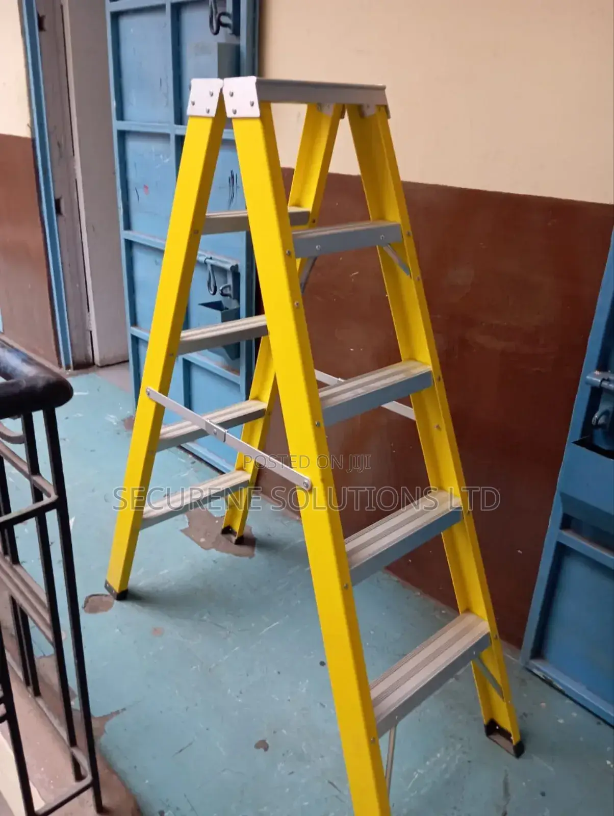 5 Steps FRP Fiberglass Double Sided Self Supporting Ladder