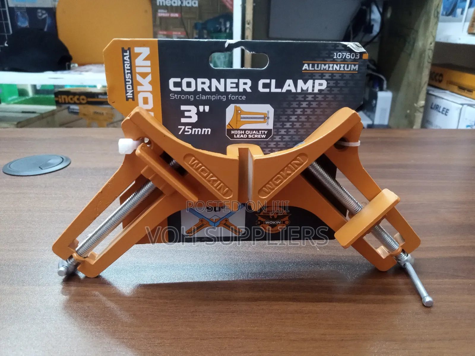 Wokin Corner Clamp