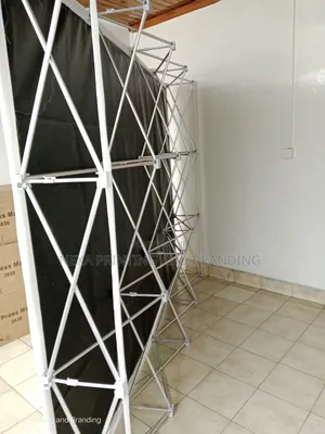 Velcro Backrop Media Banner