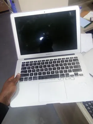 Laptop Apple MacBook Air 8GB Intel Core I5 SSD 128GB