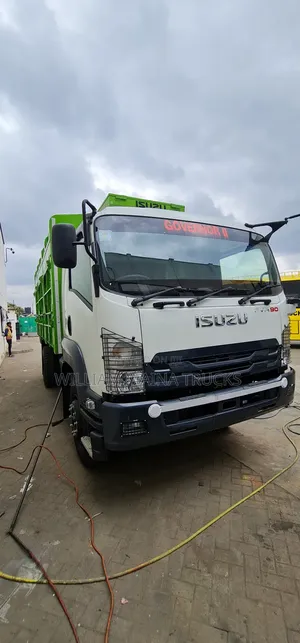 FVR Truck Isuzu 2024 White
