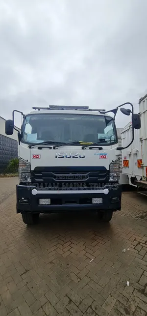 FVZ L.W.B ( Long Chassis ) 2024 White