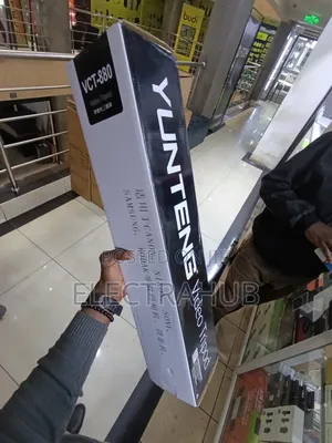 Yunteng VCT 880 Tripod New Sealed in a Shop