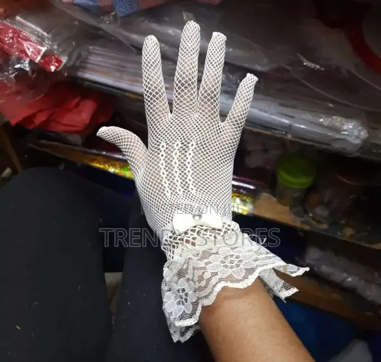 White Lace Gloves