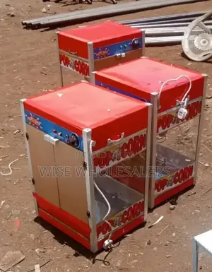 * Commercial Popcorn Maker Machine....