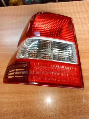 Lhs Ex-japan Backlight Pajero Io Complete With Bulbs