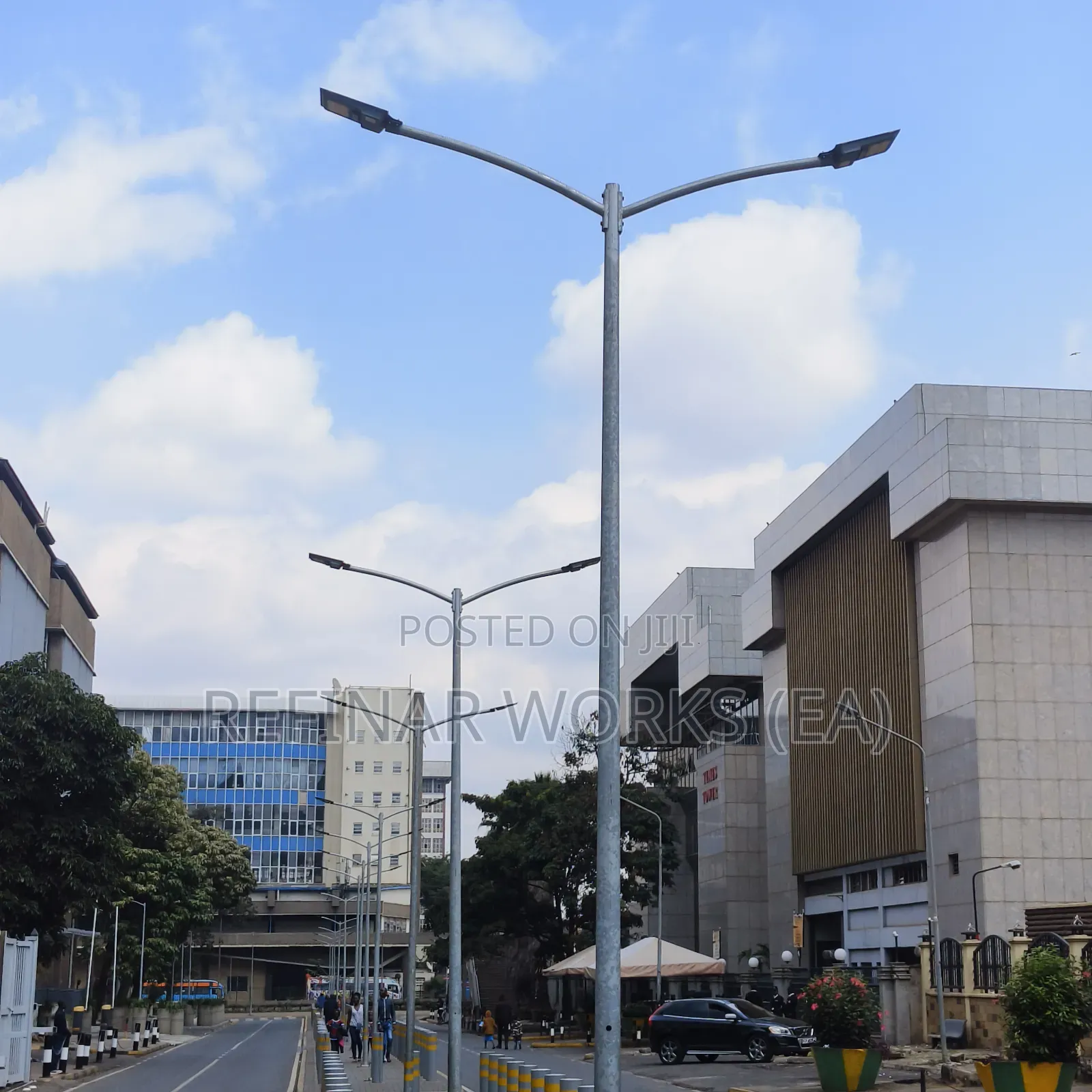 Double Arm Hot-Dip Galvanized Highway/Street Light Pole
