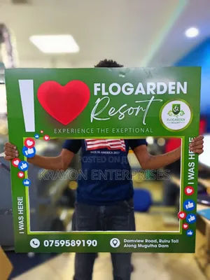 Selfie Frame Booth