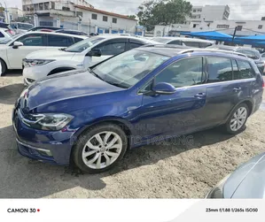 Volkswagen Golf 2017 Blue