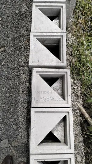 Wall Vents/ Wall Deco