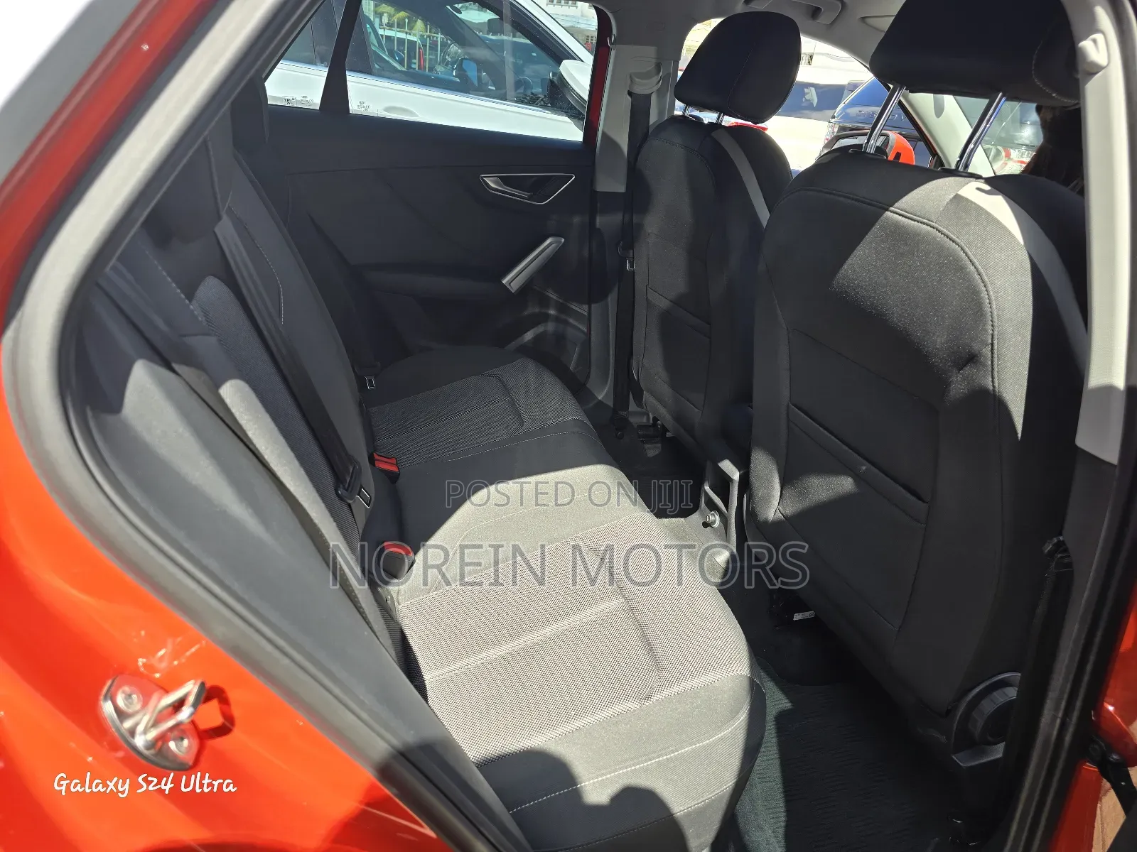 Audi Q2 2018 Orange