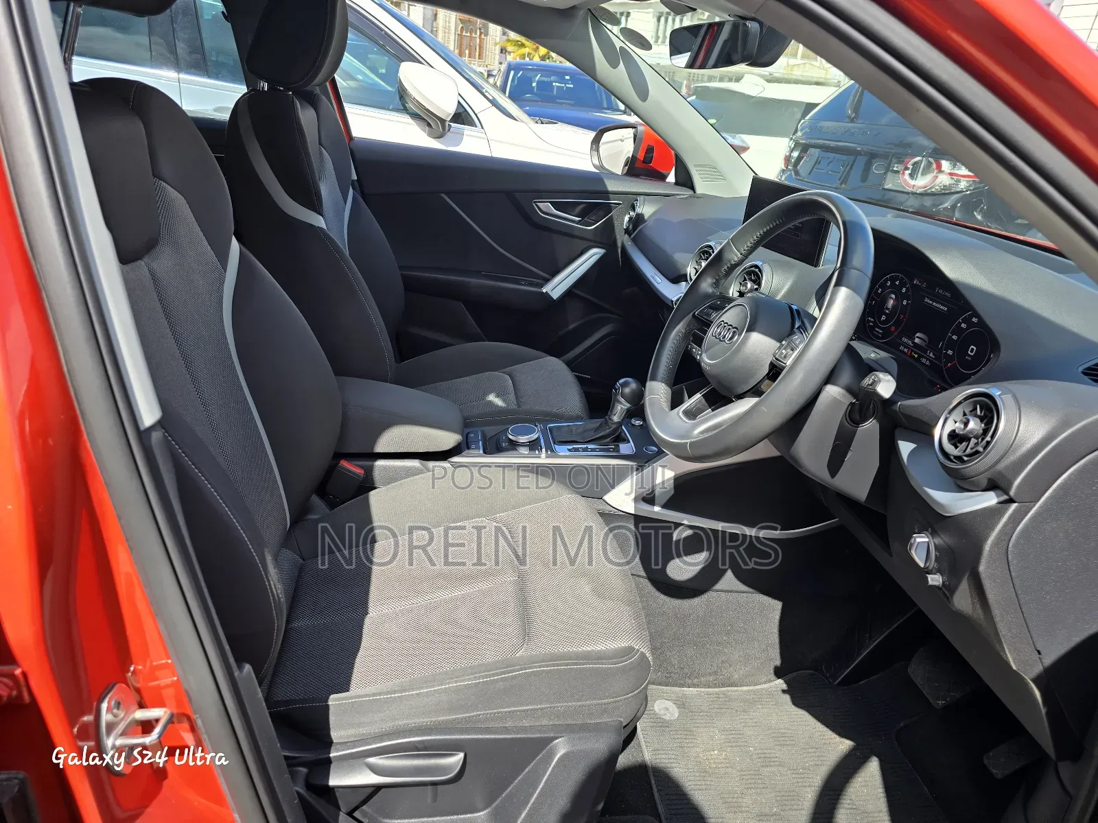 Audi Q2 2018 Orange