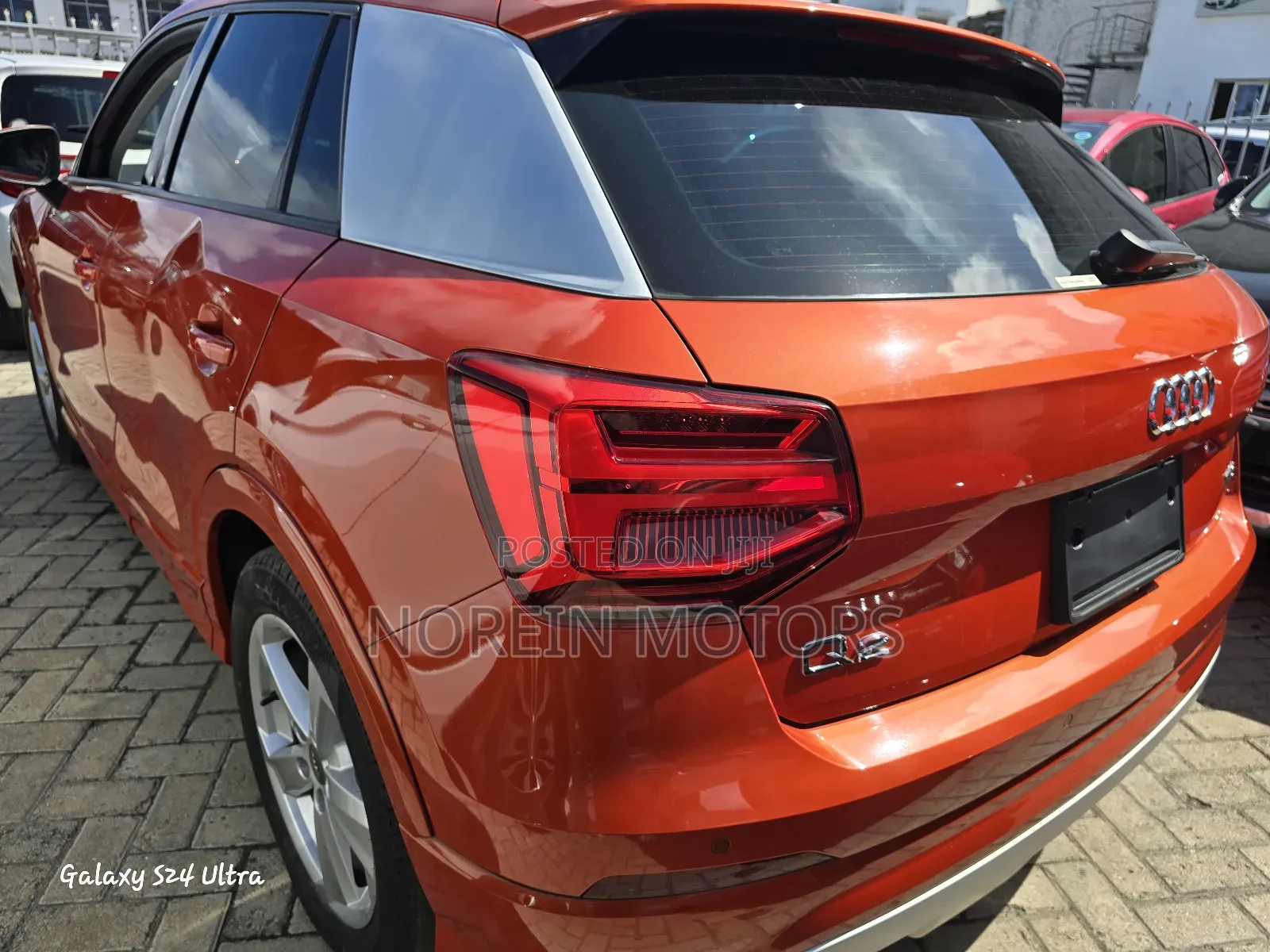 Audi Q2 2018 Orange